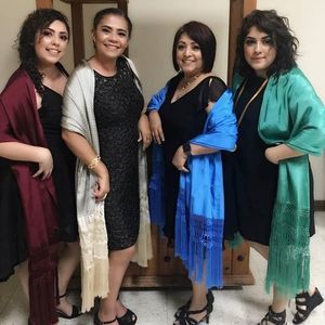 Meet your Posher, Yolanda